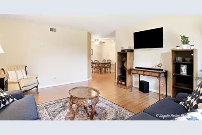 1425 Sandpebble Drive #227, Wheeling, IL 60090 - Photo 6