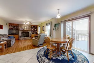 4511 Copper Ridge Rd, Champaign, IL 61822 - Photo 14