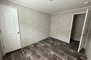 1712 S Dixie Hwy, Crete, IL 60417 - Photo 12