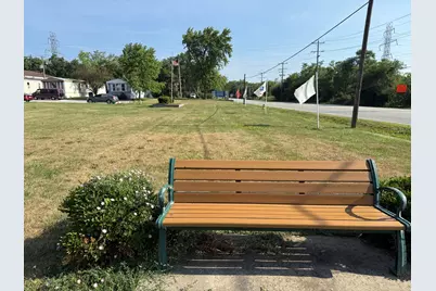 1712 S Dixie Highway #213, Crete, IL 60417 - Photo 4