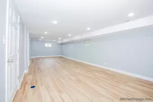 9015 S Carpenter St, Chicago, IL 60620 - Photo 24