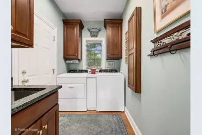 802 Kenmare Drive, Burr Ridge, IL 60527 - Photo 24