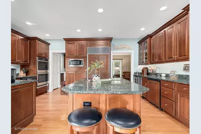 802 Kenmare Drive, Burr Ridge, IL 60527 - Photo 16