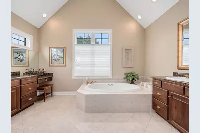 802 Kenmare Drive, Burr Ridge, IL 60527 - Photo 26