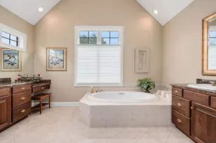 802 Kenmare Dr, Burr Ridge, IL 60527 - Photo 26