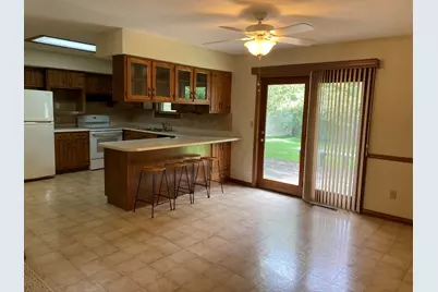 205 Carrie Avenue, Urbana, IL 61802 - Photo 6