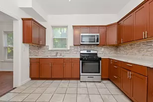 7642 S Dante Ave, Chicago, IL 60619 - Photo 4