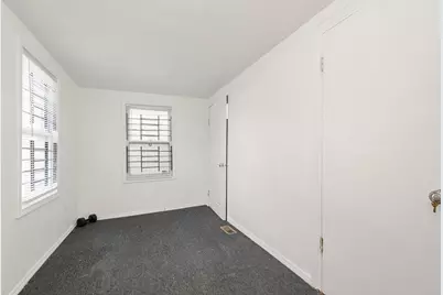 7642 S Dante Avenue, Chicago, IL 60619 - Photo 10