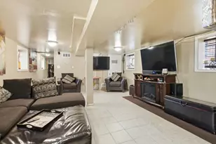 12412 S Lincoln St, Calumet Park, IL 60827 - Photo 20