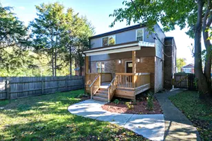 9708 S Ellis Ave, Chicago, IL 60628 - Photo 18