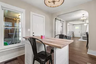 105 E Illinois St, Mansfield, IL 61854 - Photo 10