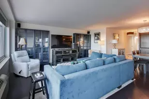 1440 N Lake Shore Dr, Chicago, IL 60610 - Photo 4