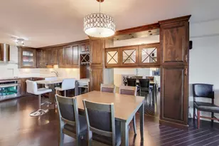 1440 N Lake Shore Dr, Chicago, IL 60610 - Photo 8