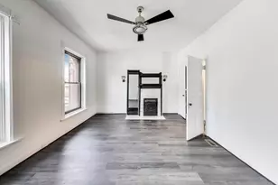 928 E 46th St, Chicago, IL 60653 - Photo 16