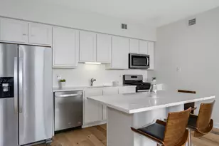 5 E 14th Pl, Chicago, IL 60605 - Photo 8