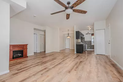 7037 S Crandon Avenue #219, Chicago, IL 60649 - Photo 6