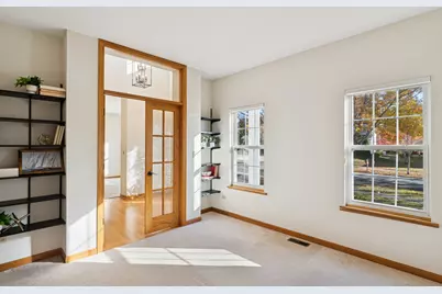 1162 Silo Hill Drive, Grayslake, IL 60030 - Photo 4