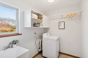 1162 Silo Hill Dr, Grayslake, IL 60030 - Photo 10