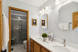 1162 Silo Hill Dr, Grayslake, IL 60030 - Photo 14