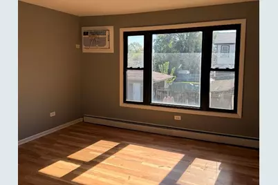 7719 S Roberts Road, Bridgeview, IL 60455 - Photo 4