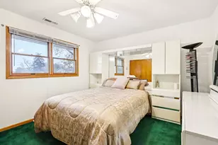 132 Tanglewood Dr, Elk Grove Village, IL 60007 - Photo 26