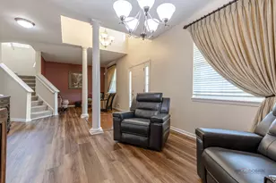 3316 Highwood Ct, Elgin, IL 60124 - Photo 6