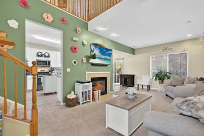 6034 Delaney Drive, Hoffman Estates, IL 60192 - Photo 2