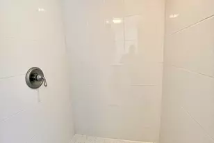 3942 W Fitch Ave, Lincolnwood, IL 60712 - Photo 20