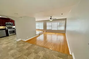 3942 W Fitch Ave, Lincolnwood, IL 60712 - Photo 2