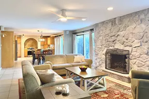 842 Winmoor Dr, Sleepy Hollow, IL 60118 - Photo 6