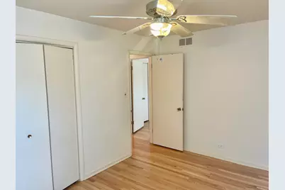 4825 W Sherwin Avenue, Lincolnwood, IL 60712 - Photo 12