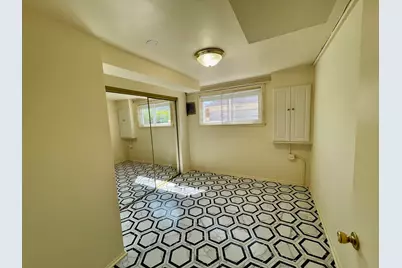 4825 W Sherwin Avenue, Lincolnwood, IL 60712 - Photo 18