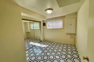 4825 W Sherwin Ave, Lincolnwood, IL 60712 - Photo 18