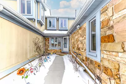 291 Tanager Court, Deerfield, IL 60015 - Photo 4