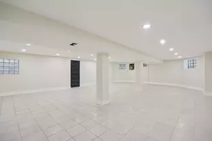 8153 S Champlain Ave, Chicago, IL 60619 - Photo 28