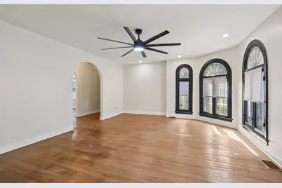 8153 S Champlain Avenue, Chicago, IL 60619 - Photo 2