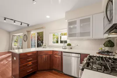 344 Rock Hall Circle, Grayslake, IL 60030 - Photo 6