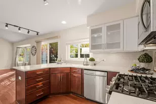 344 Rock Hall Cir, Grayslake, IL 60030 - Photo 6