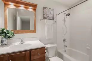 344 Rock Hall Cir, Grayslake, IL 60030 - Photo 20