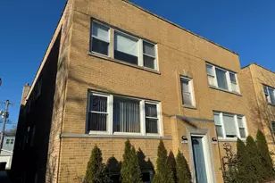 5746 N Kimball Ave, Chicago, IL 60659 - Photo 1