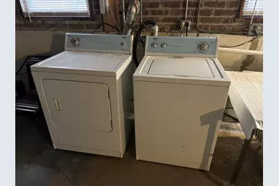 5746 N Kimball Avenue #2S, Chicago, IL 60659 - Photo 8