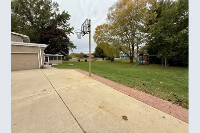 206 Julie Drive, Kankakee, IL 60901 - Photo 18