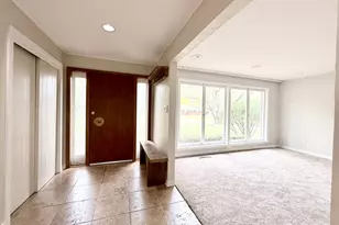 206 Julie Dr, Kankakee, IL 60901 - Photo 4