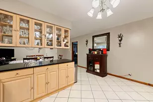 8729 W Summerdale Ave, Chicago, IL 60656 - Photo 12