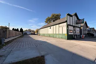 427 Pulaski Rd, Calumet City, IL 60409 - Photo 1