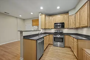 7321 N Honore St, Chicago, IL 60626 - Photo 18