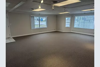 225 N Northwest Highway, Palatine, IL 60067 - Photo 2