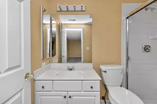 1628 Luther Ave, Oakbrook Terrace, IL 60181 - Photo 24