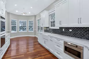 1628 Luther Ave, Oakbrook Terrace, IL 60181 - Photo 6