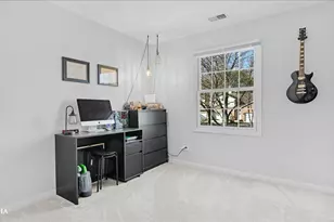 14571 Club Cir Dr, Oak Forest, IL 60452 - Photo 14